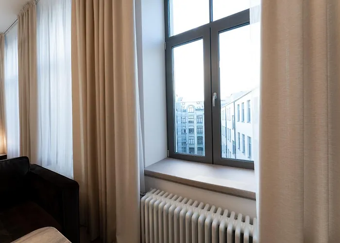 Sunlight Velvet Cozy Heart Of - Self Check-in *