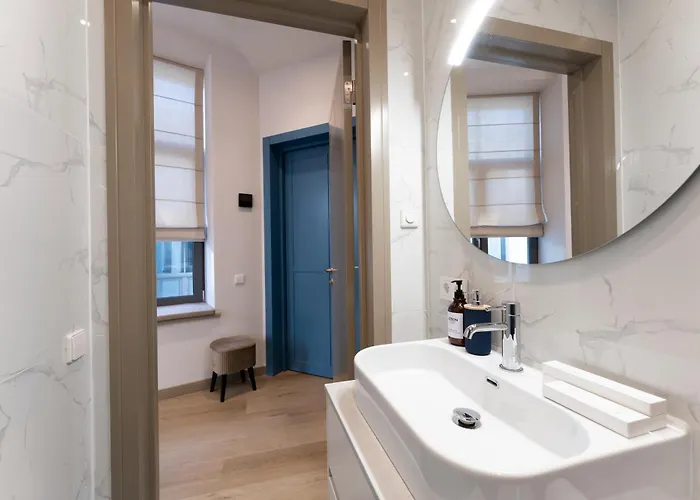 Sunlight Velvet Cozy Heart Of - Self Check-in * Riga